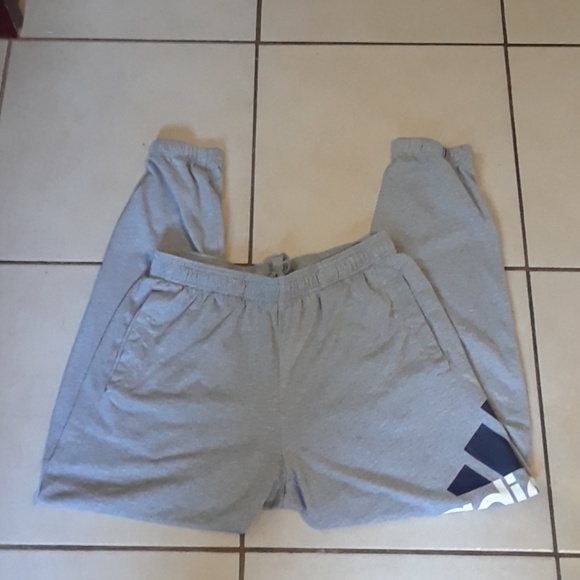 essentials performance logo pants